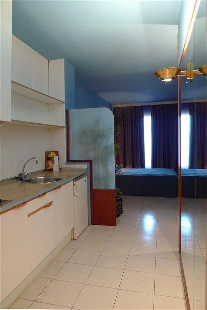 Apartamentos Ao 430 바르셀로나 호텔